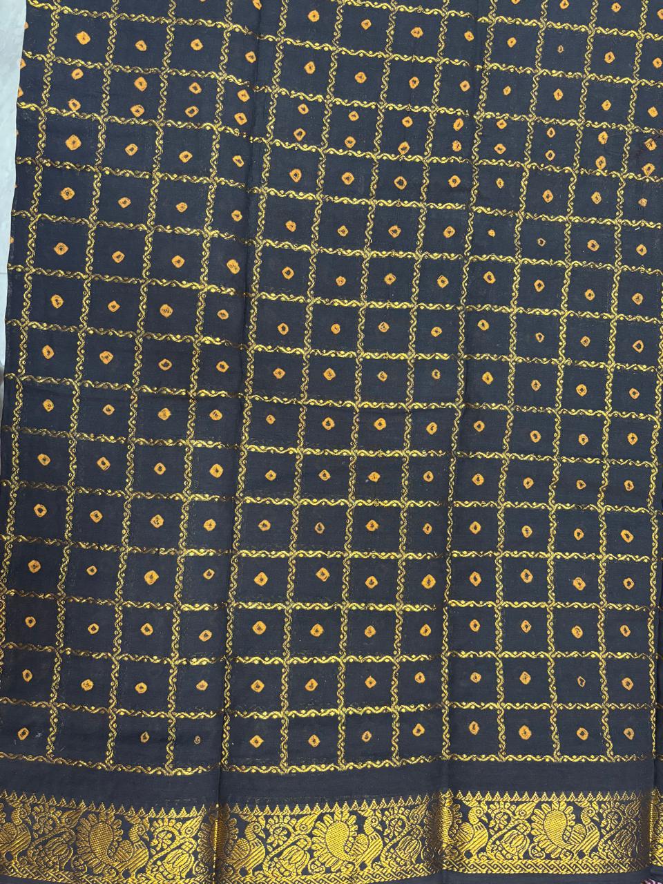 Handknot Saree with Kaikattu Design - Black