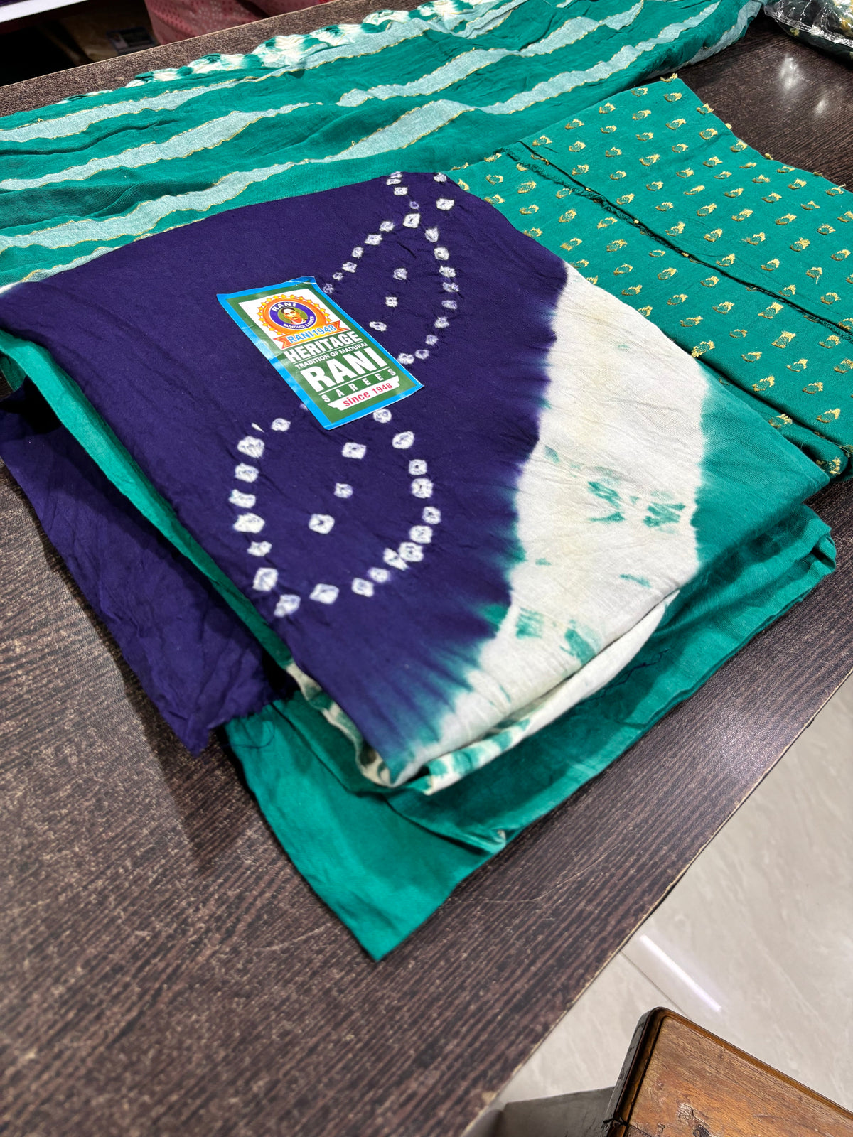 Madurai Pure Cotton Sungudi Chudithar Material Set – Handcrafted Indigo & Teal Green Dual-Tone Ethnic Dress Material