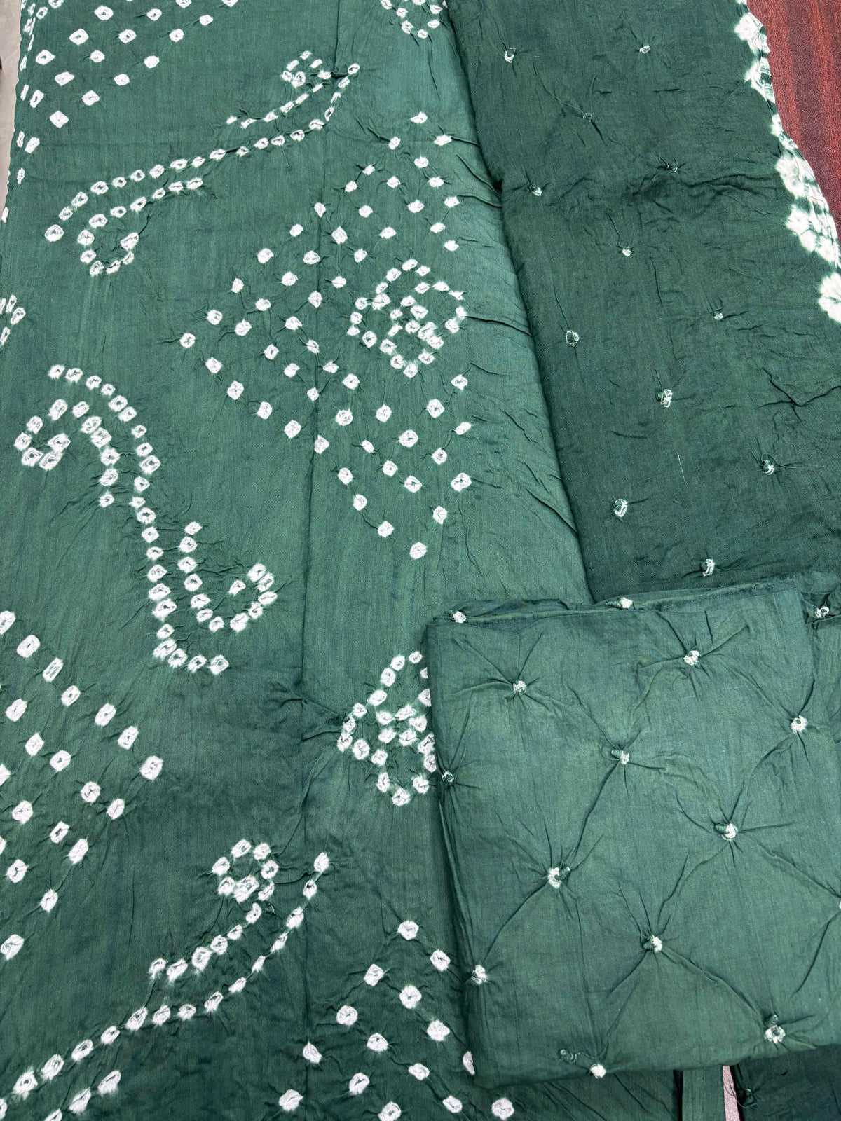 Madurai Pure Cotton Sungudi Chudithar Material Set – Handprinted Green Ethnic Dress Material