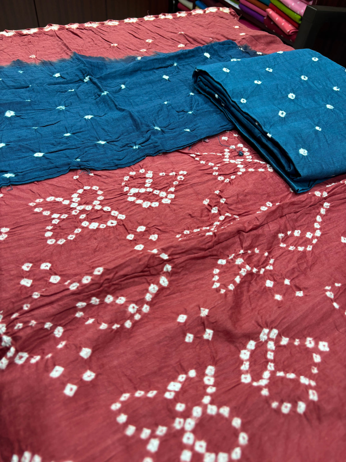 Madurai Pure Cotton Sungudi Chudithar Material Set – Red & Peacock Blue Handcrafted Ethnic Dress Material