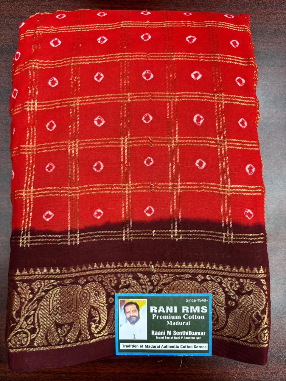 Handloom Saree with Kaikattu Design - Red - Handknot
